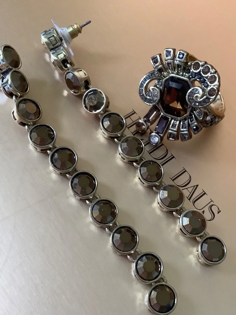 HEIDI DAUS French Ribbon Crystal Art Deco Bow Ring & Earrings Smoked Topaz SZ 9